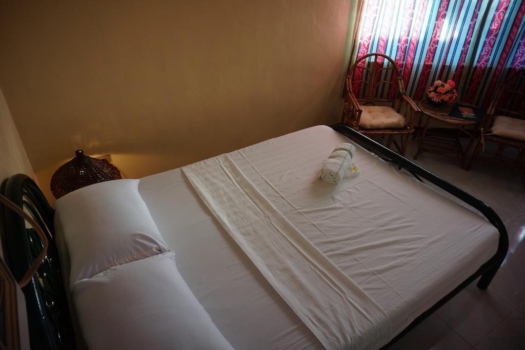 Rama International Beach Resort Botolan Pokój zdjęcie